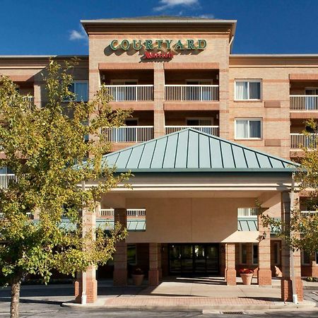 Courtyard Cleveland Independence Hotel Luaran gambar