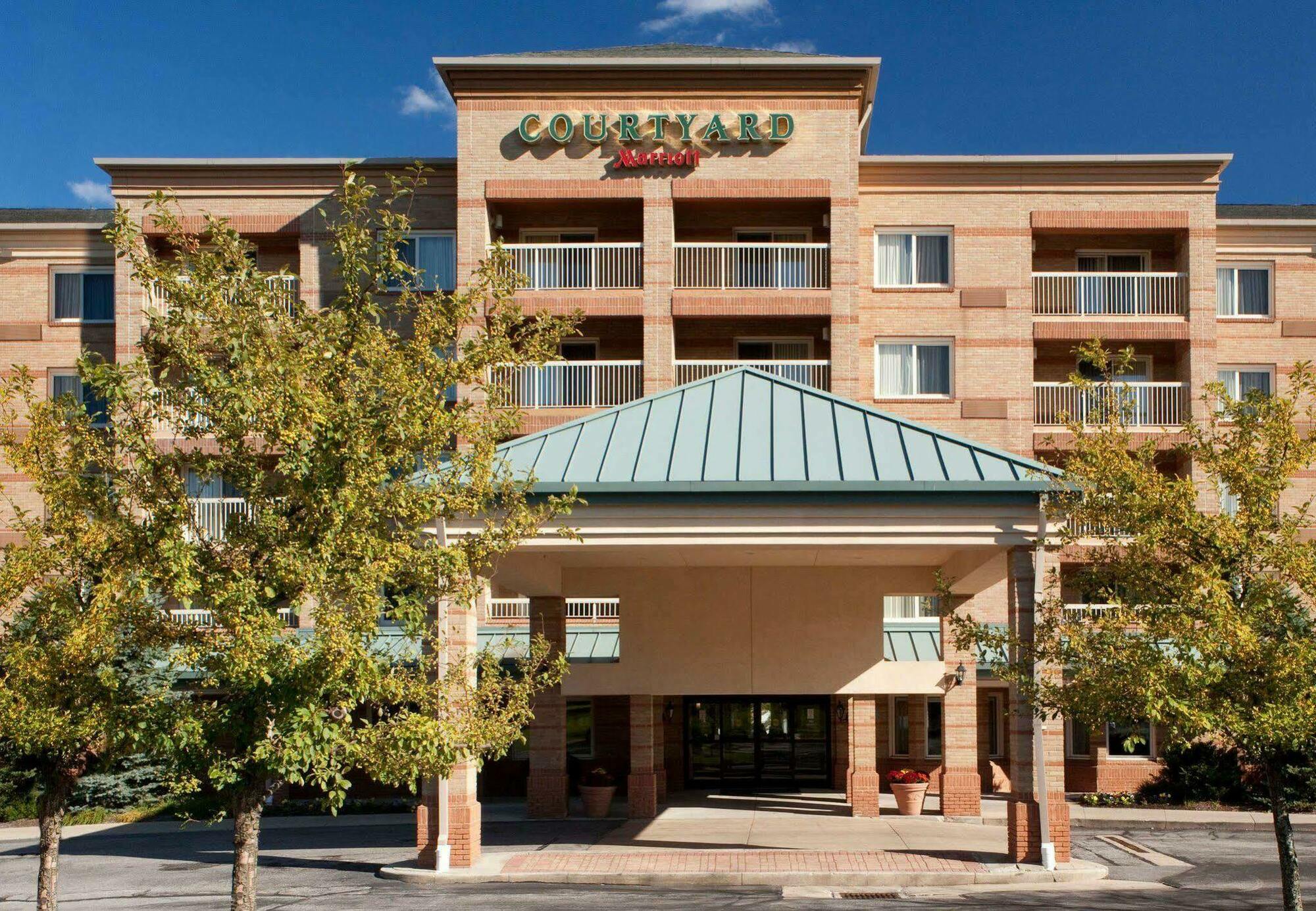 Courtyard Cleveland Independence Hotel Luaran gambar